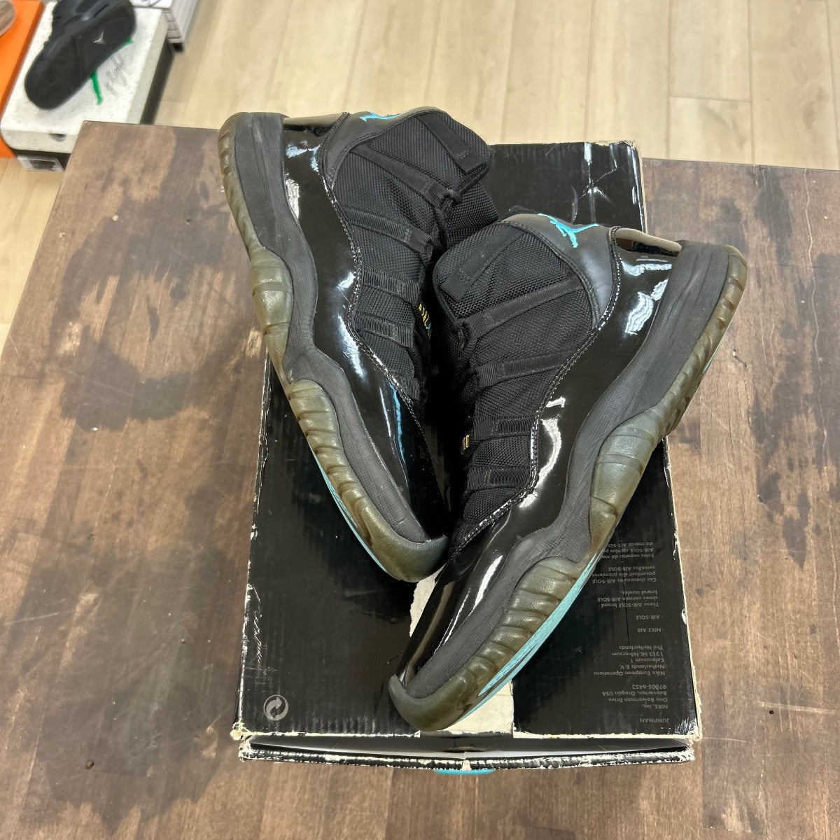 Jordan 11 Retro Gamma Blue (2013) Size 10.5 (Pre-Owned)