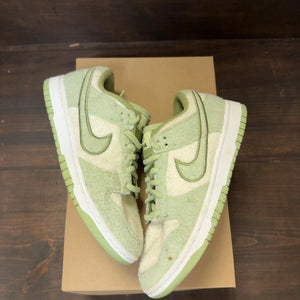 Nike Dunk Low SE Fleece Pack Honeydew (Women's) Size 8.5W (Pre-Owned) - Image 2