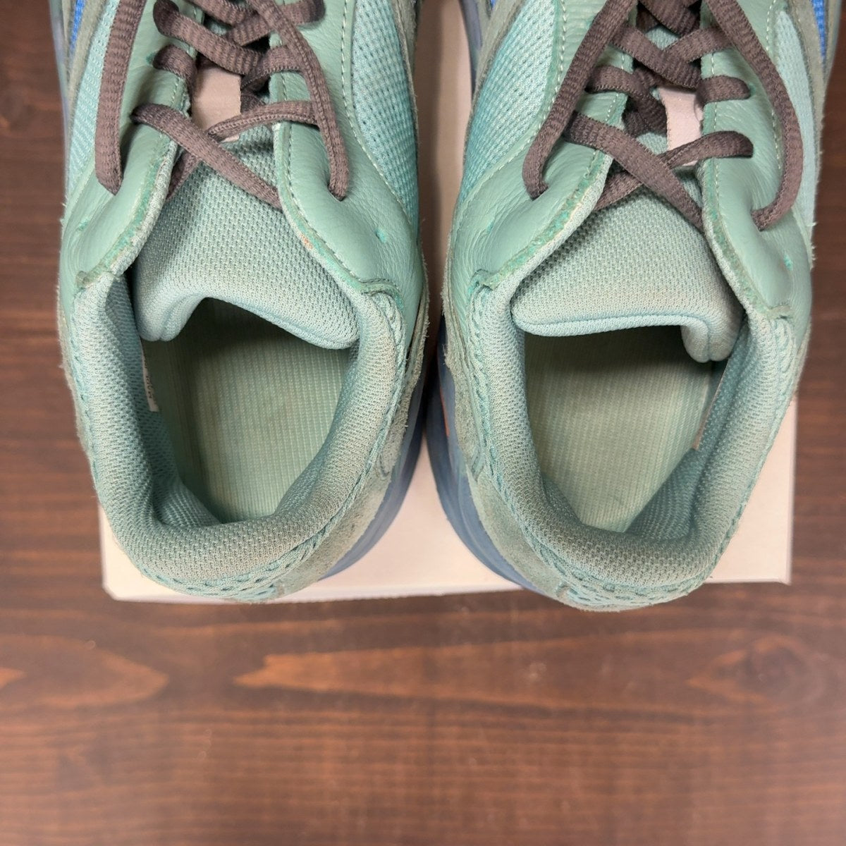 adidas Yeezy Boost 700 Faded Azure Size 8 (Pre-Owned) - Image 6