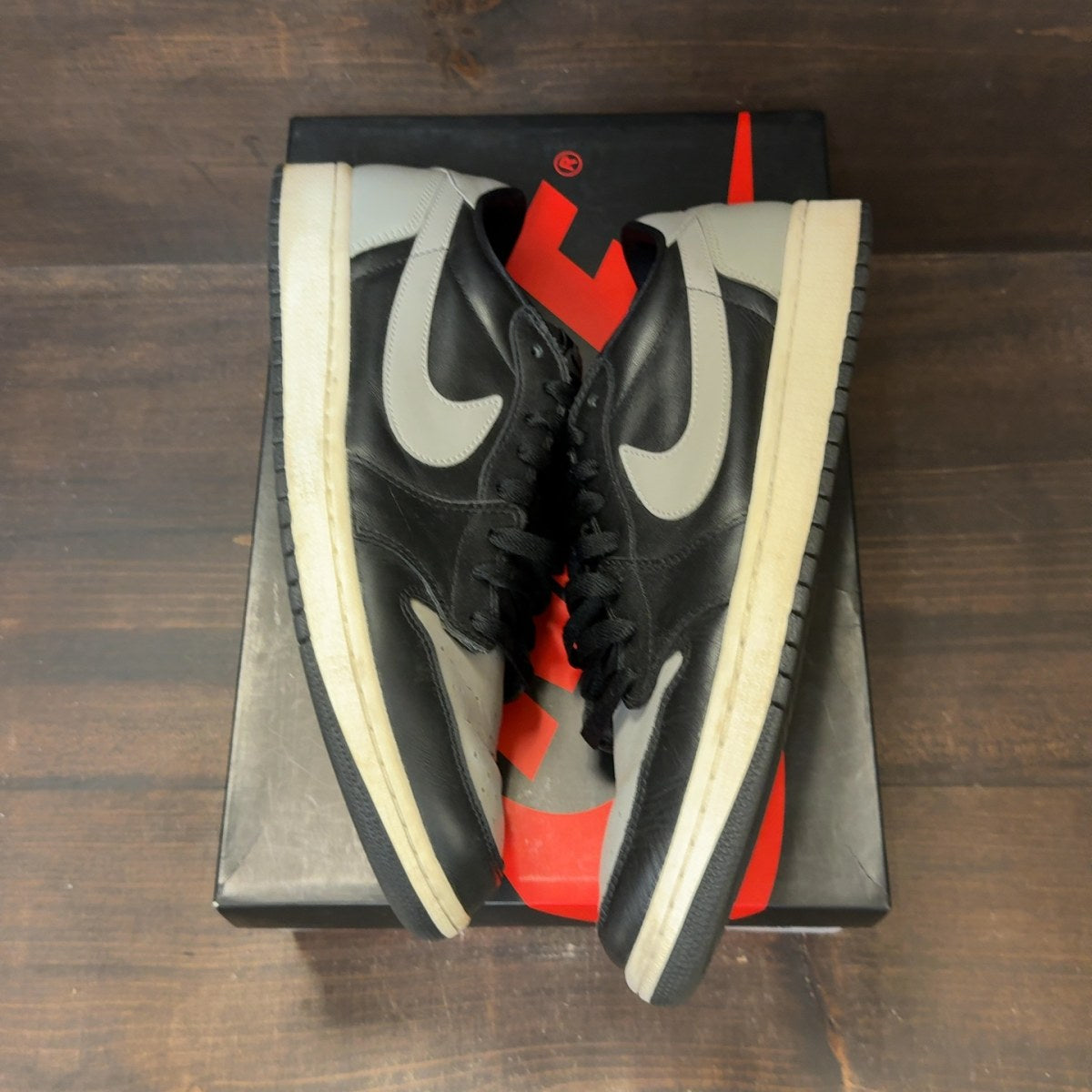 Jordan 1 Retro Low Shadow (2015) - Image 2