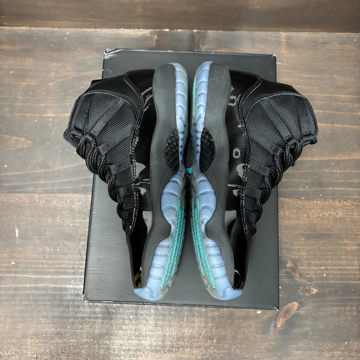 Jordan 11 Retro Gamma Blue (2025) (GS) Size 6Y (Pre-Owned) - tag