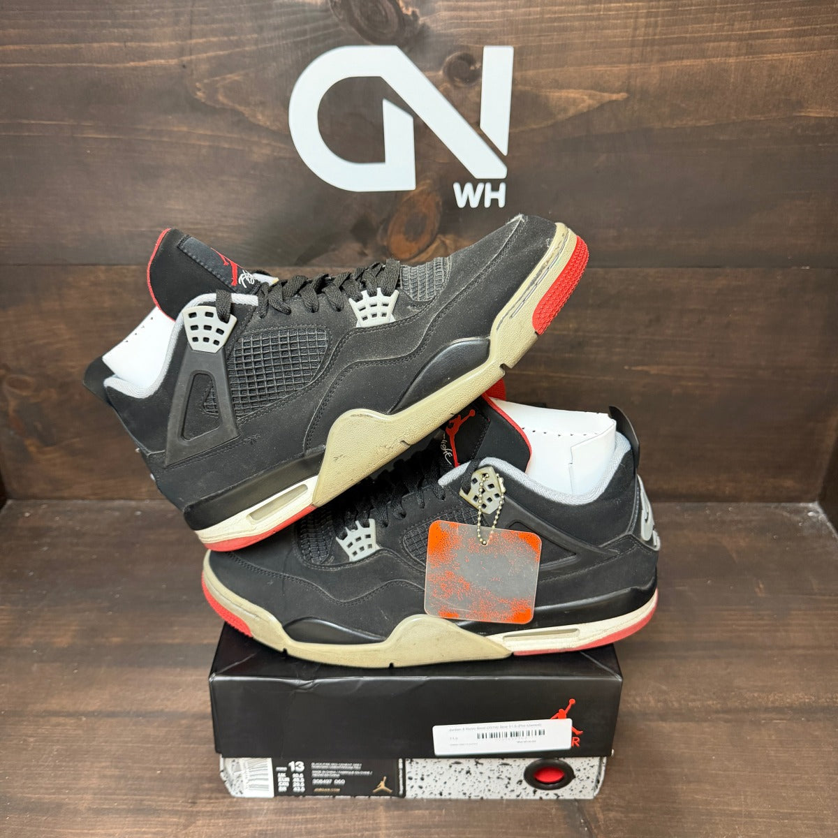 Jordan 4 Retro Bred (2019) - Image 1