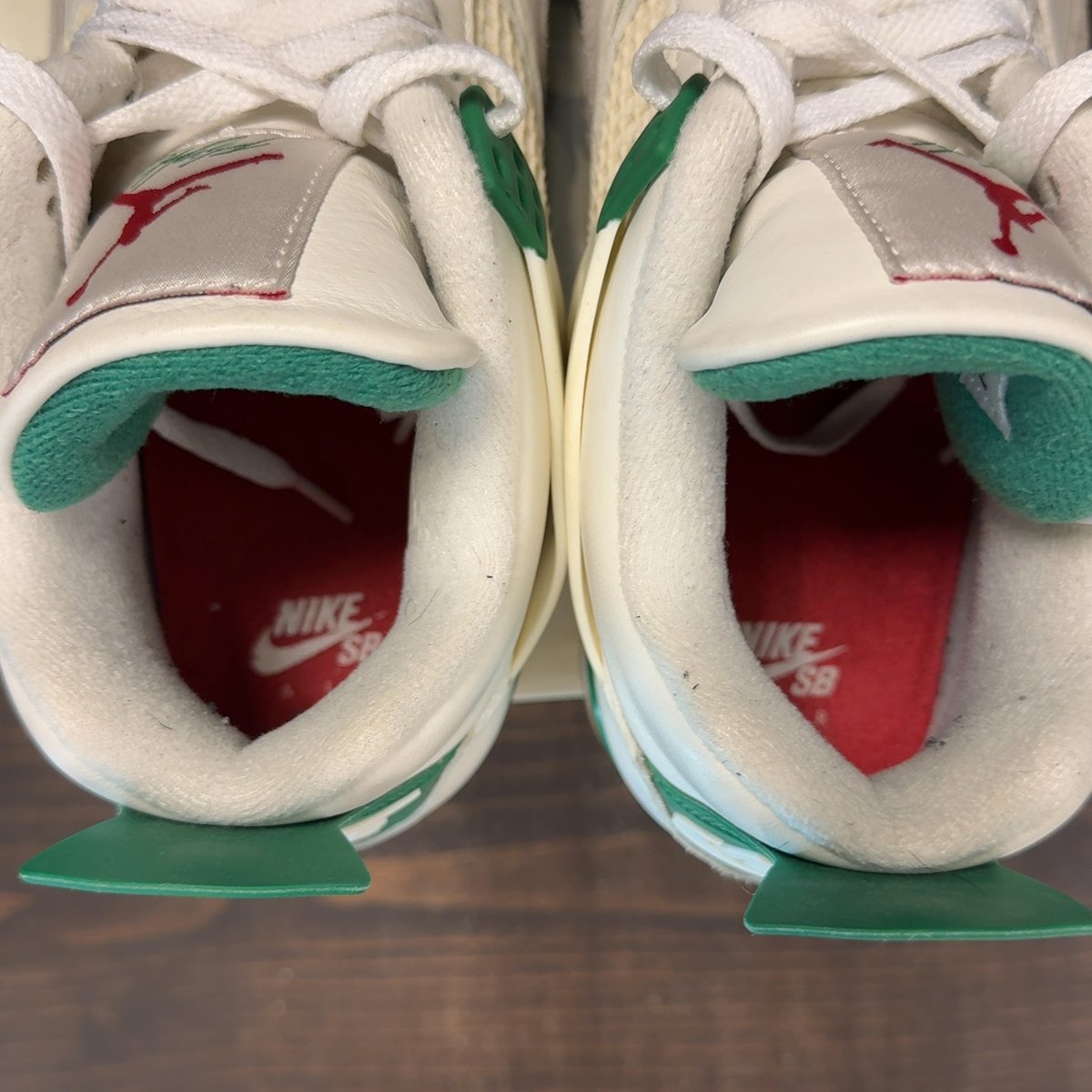 Jordan 4 Retro SB Pine Green Size 10.5 (Pre-Owned) - aux