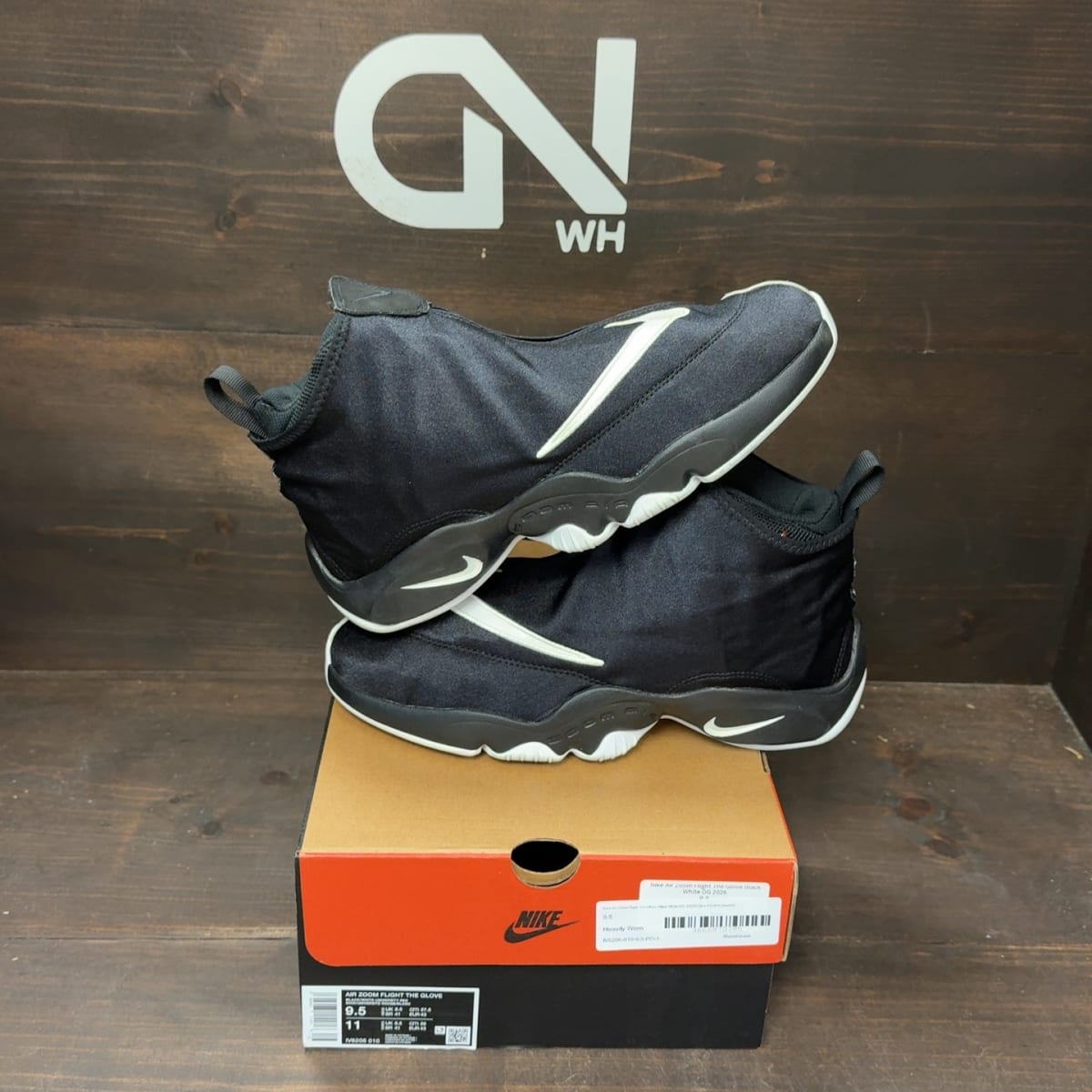 Nike Air Zoom Flight The Glove Black White OG (2026) Size 9.5 (Pre-Owned) - front