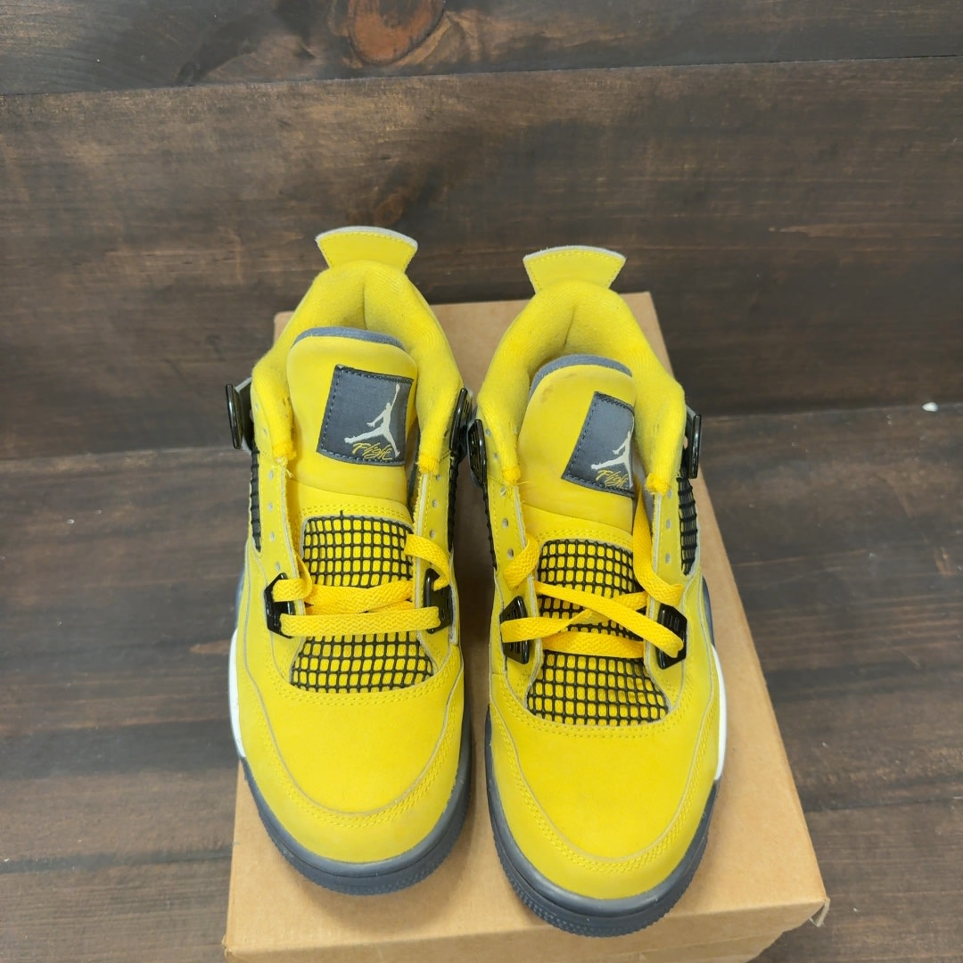 Jordan 4 Retro Lightning (2021) (GS) Size 5.5Y (Pre-Owned) - Image 3