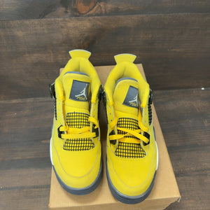 Jordan 4 Retro Lightning (2021) (GS) Size 5.5Y (Pre-Owned) - Image 3