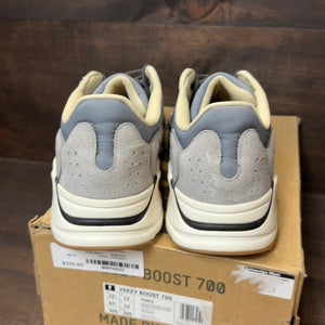 adidas Yeezy Boost 700 Magnet Size 12.5 (Pre-Owned) - Image 4