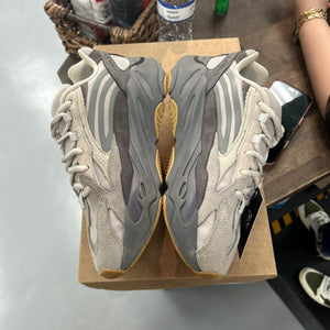 adidas Yeezy Boost 700 V2 Tephra Size 6.5 (Pre-Owned) - Image 3