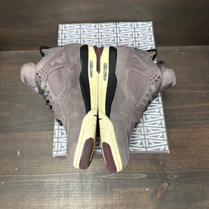 Jordan 4 Retro SP A Ma Maniére Violet Ore Size 9.5 (Pre-Owned) - side