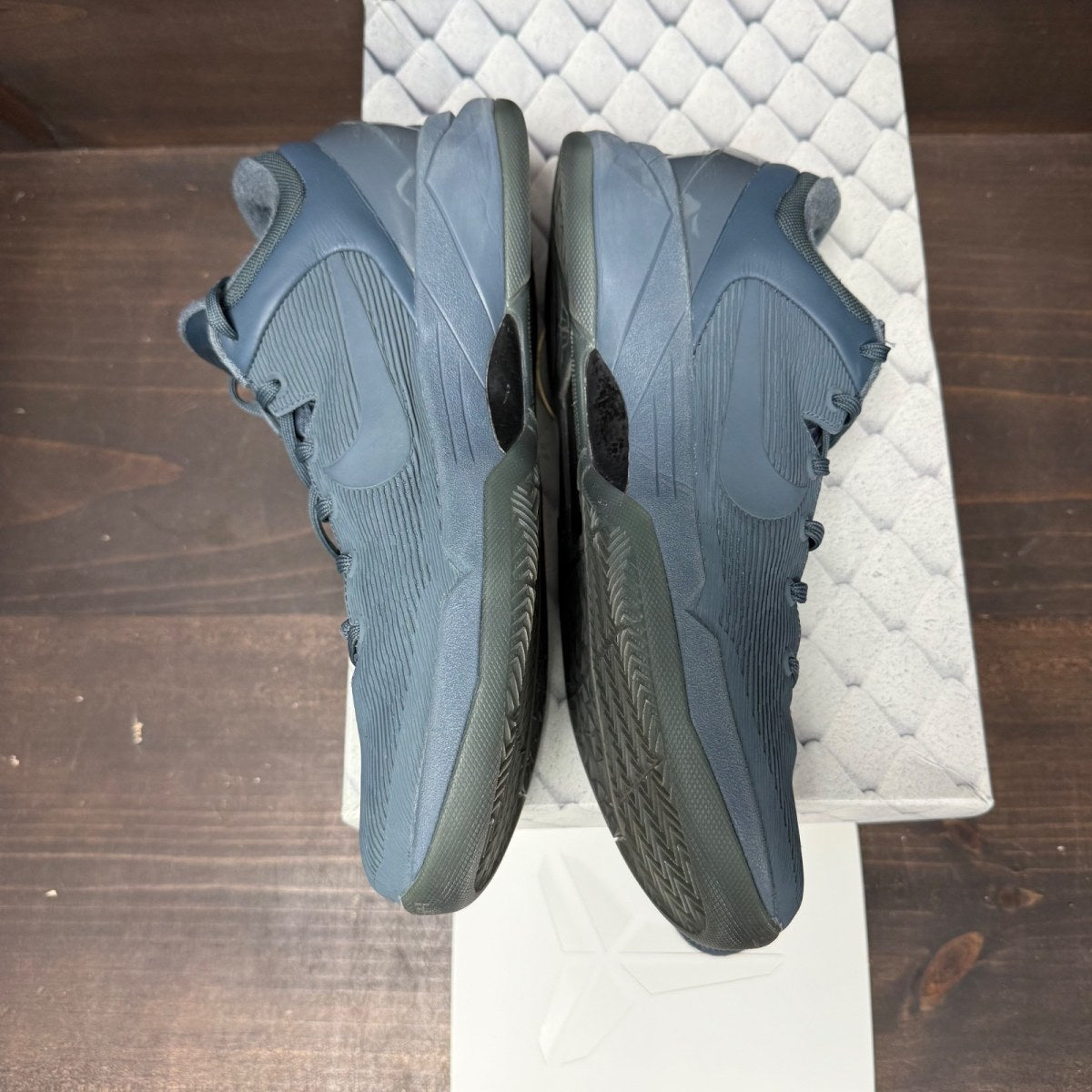 Nike Kobe 7 Black Mamba Collection Fade to Black - Image 3