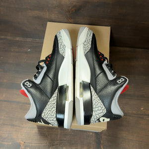 Jordan 3 Retro Black Cement (2018) Size 8.5 (Pre-Owned) - Image 6