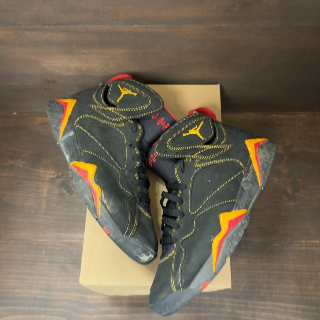 Jordan 7 Retro Citrus (2022) Size 10 (Pre-Owned) - Image 2