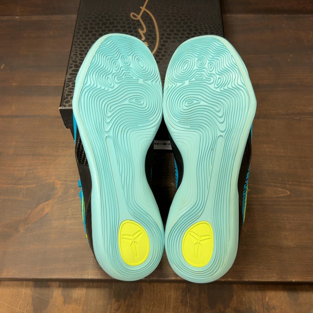 Nike Kobe 9 Elite Low Protro Perspective - Image 8