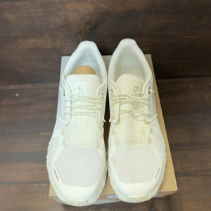 On Running Cloud 6 All White Size 9 (Pre-Owned) - Image 3