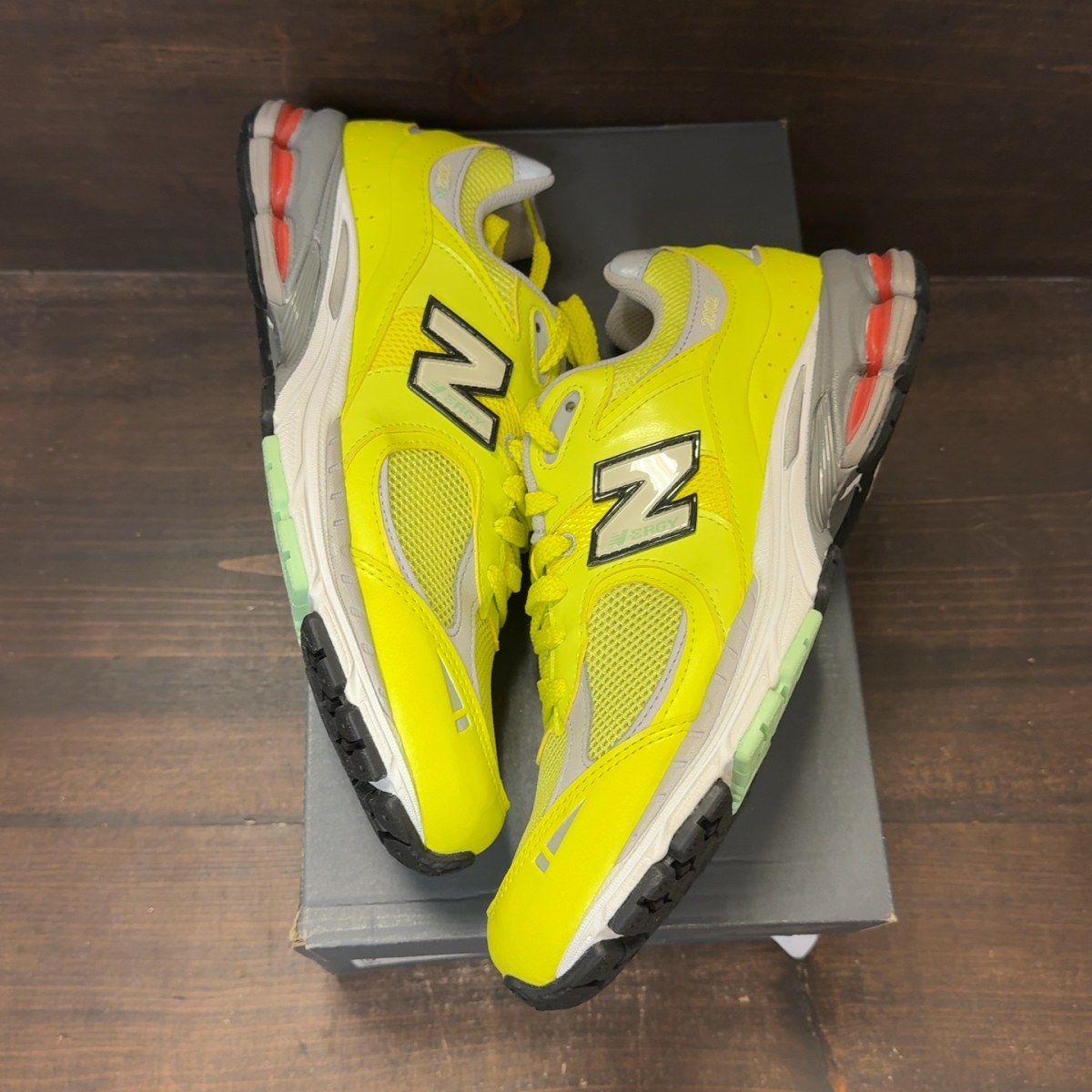 New Balance 2002R Sulphur Yellow - Image 2