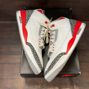 Jordan 3 Retro Fire Red (2022) - Image 2