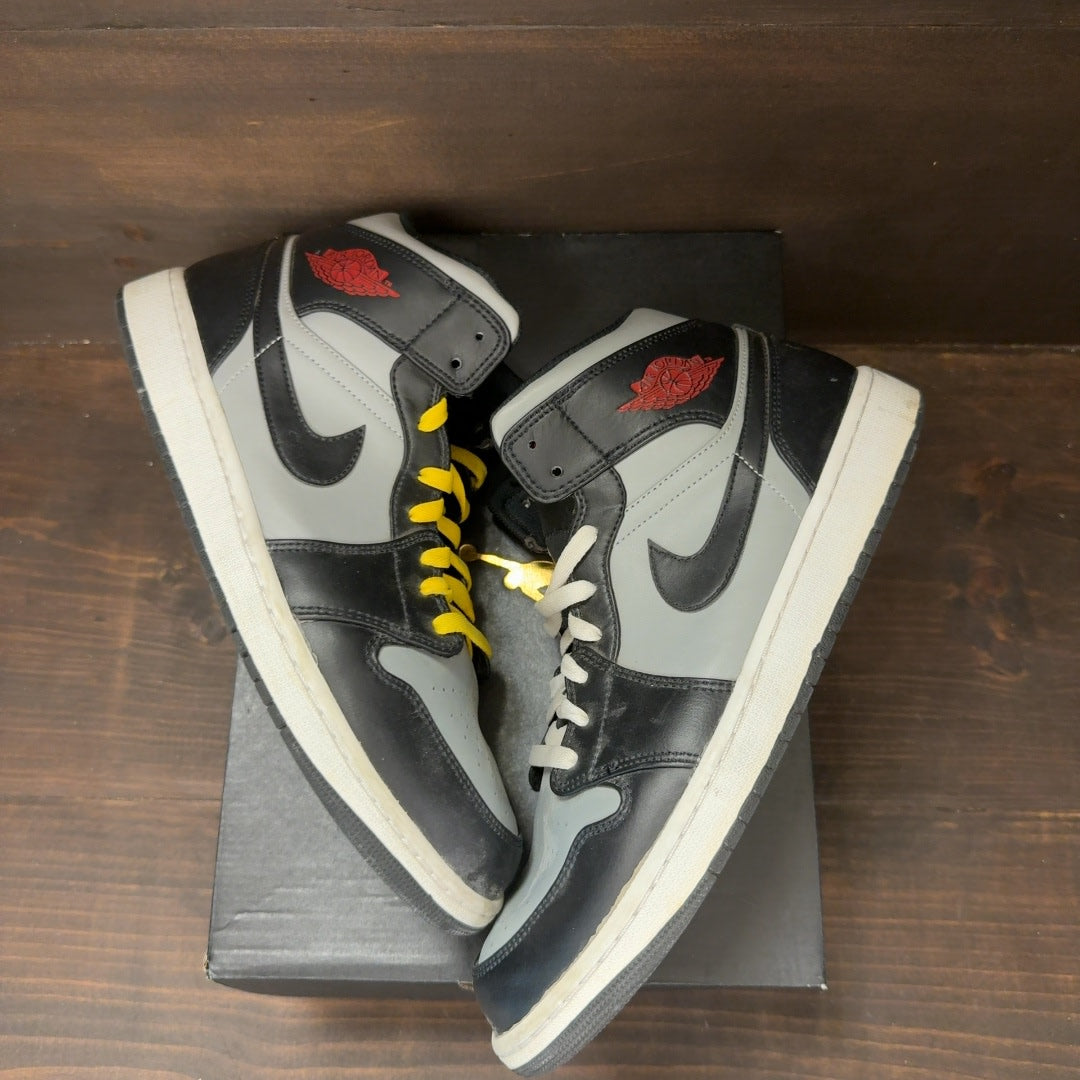 Jordan 1 Mid Shadow Red Size 12 (Pre-Owned) - Image 2
