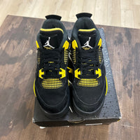 Jordan 4 Retro Thunder (2023) (Grade school) (US 5.5Y) (Lightly Worn) Size 5.5Y (Pre-Owned) - Image 2