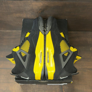Jordan 4 Retro Thunder (2023) - Image 6