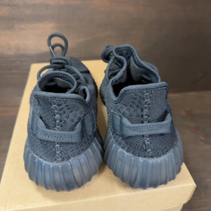 adidas Yeezy Boost 350 V2 Onyx Size 7 (Pre-Owned) - Image 5