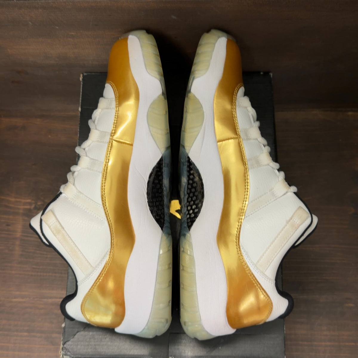 Jordan 11 Retro Low Closing Ceremony Size 12 (Pre-Owned) - Image 6