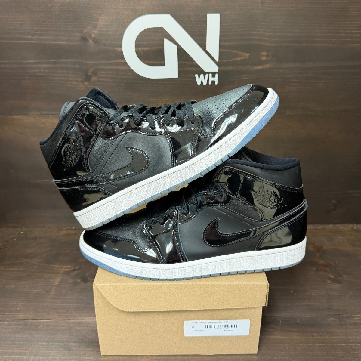 Jordan 1 Mid SE Space Jam Size 13 (Pre-Owned) - Image 1