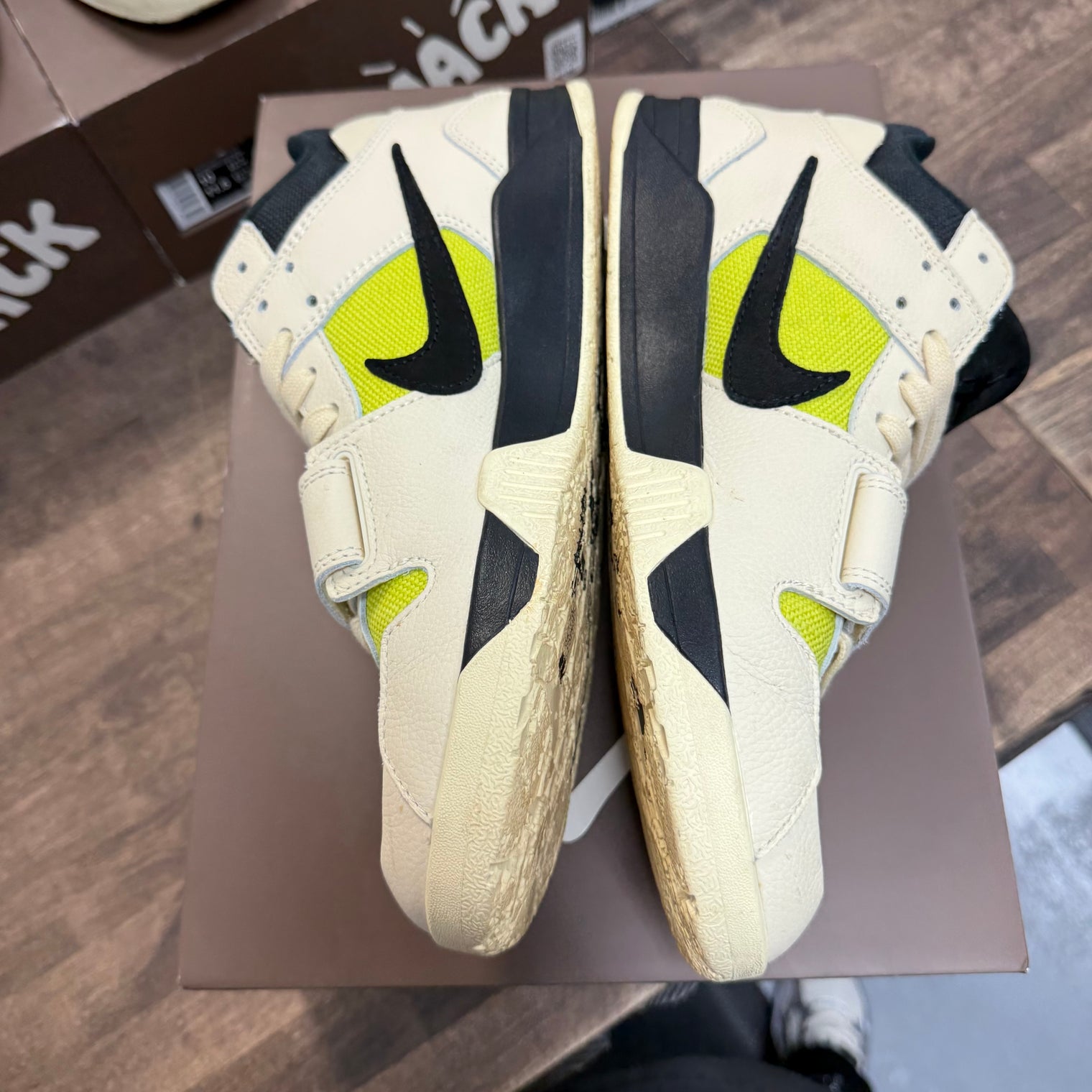 Jumpman Jack Bright Cactus Travis Scott (USED)