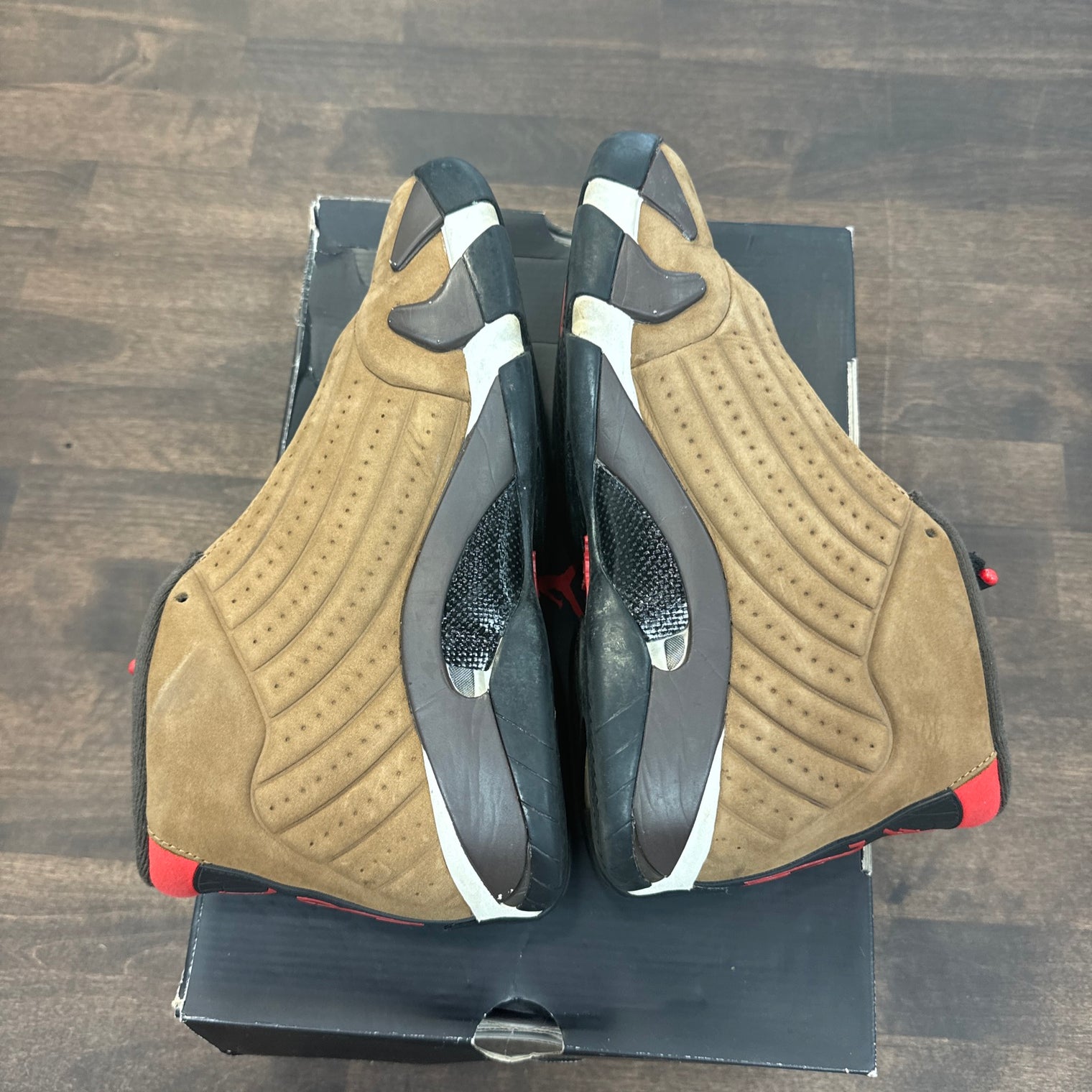 Winterized Jordan 14 (USED)