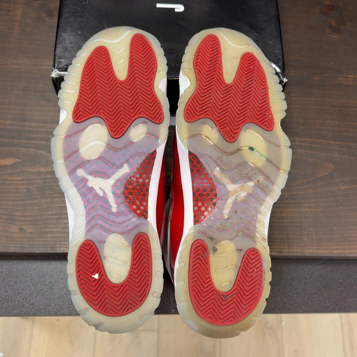 Jordan 11 Retro Cherry (2022) - Image 8