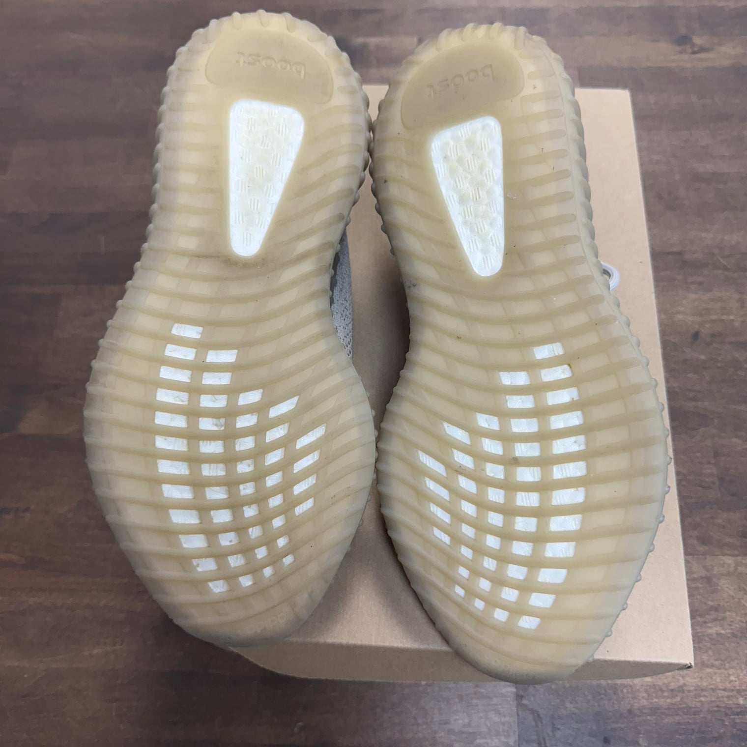 Slate Yeezy 350 (USED,No Box)