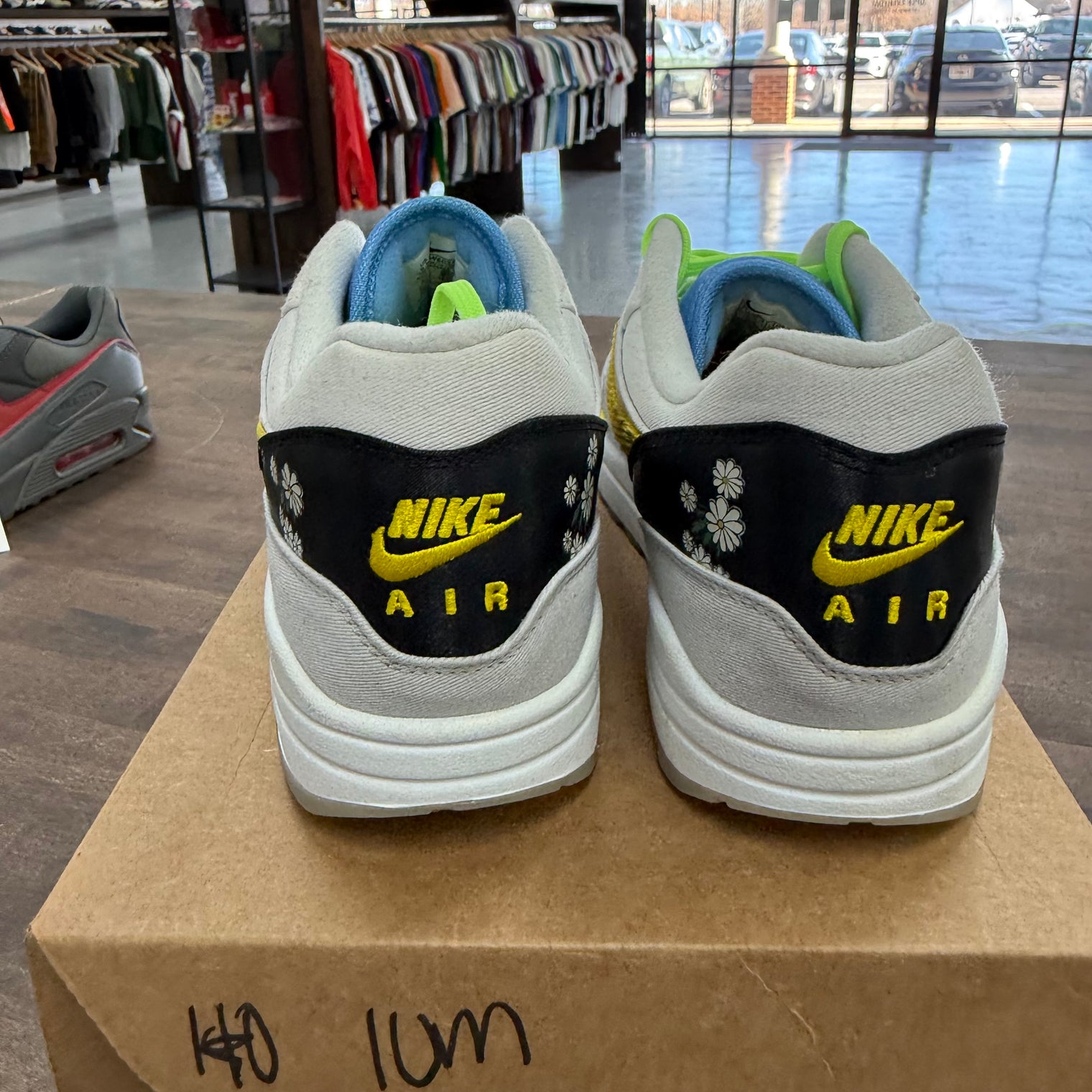 Daisy Nike Air Max 1 (USED, No Box)