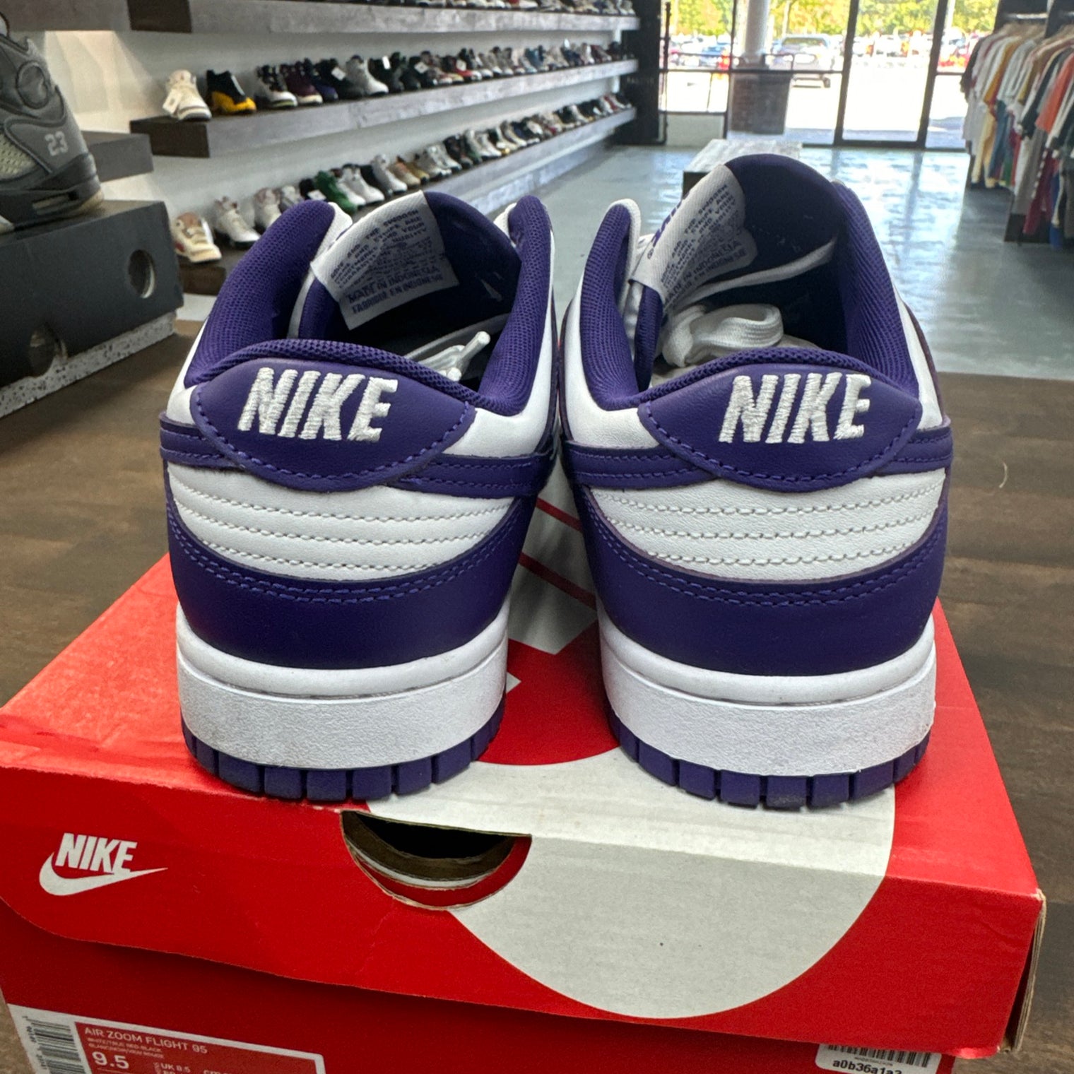Nike Dunk Low Retro Court Purple 2022 (USED, no box)