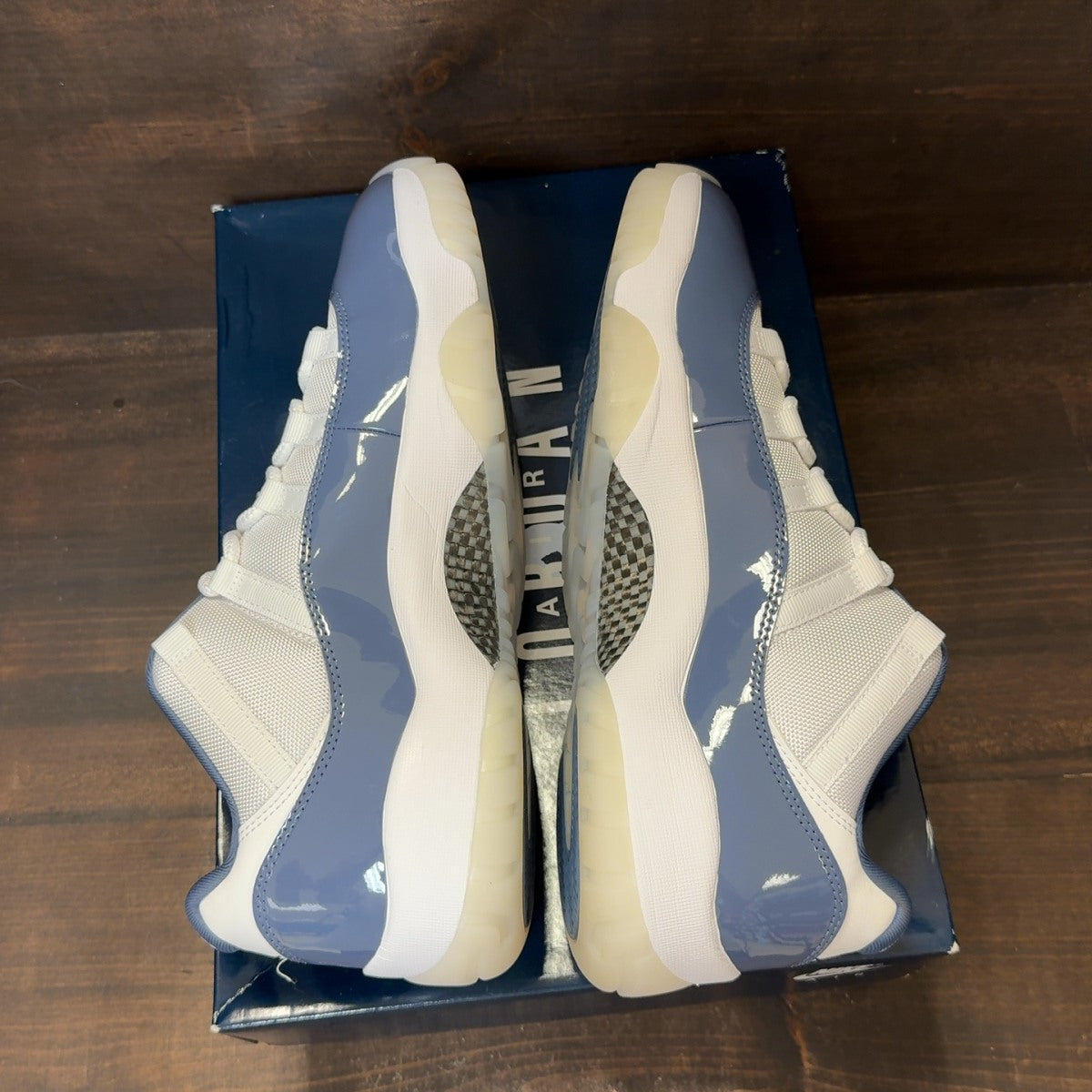 Jordan 11 Retro Low Diffused Blue - Image 6