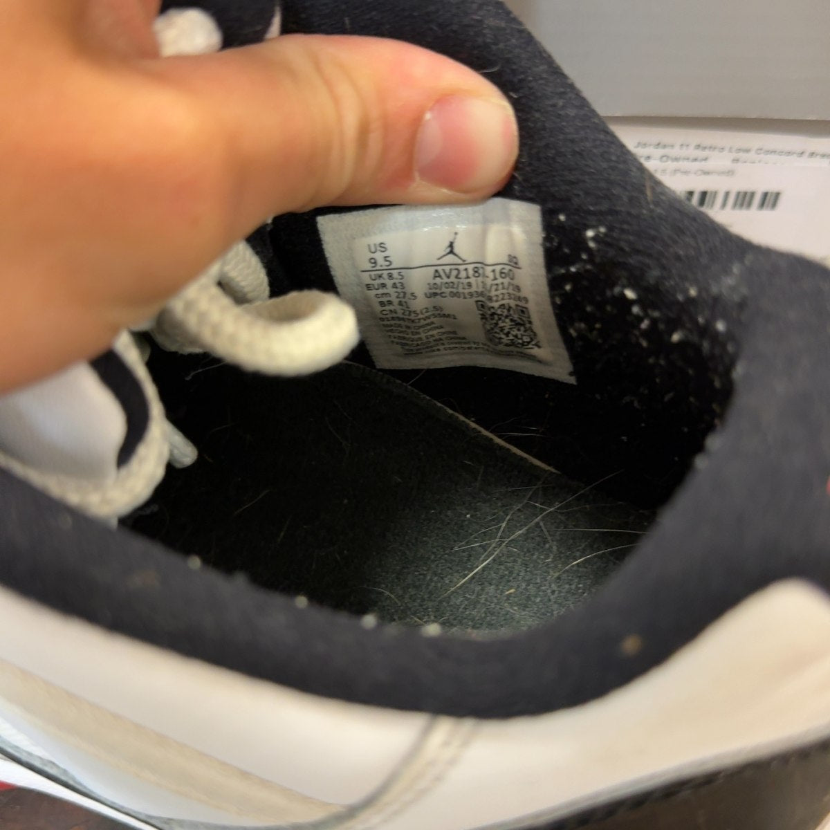 Jordan 11 Retro Low Concord Bred Size 9.5 (Pre-Owned) - Image 7
