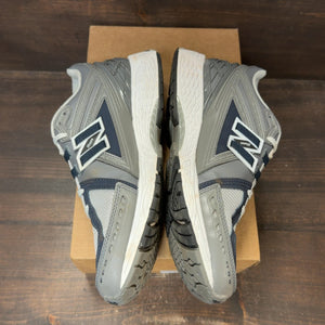 New Balance 1906R Grey Navy Size 11.5 (Pre-Owned) - Image 4