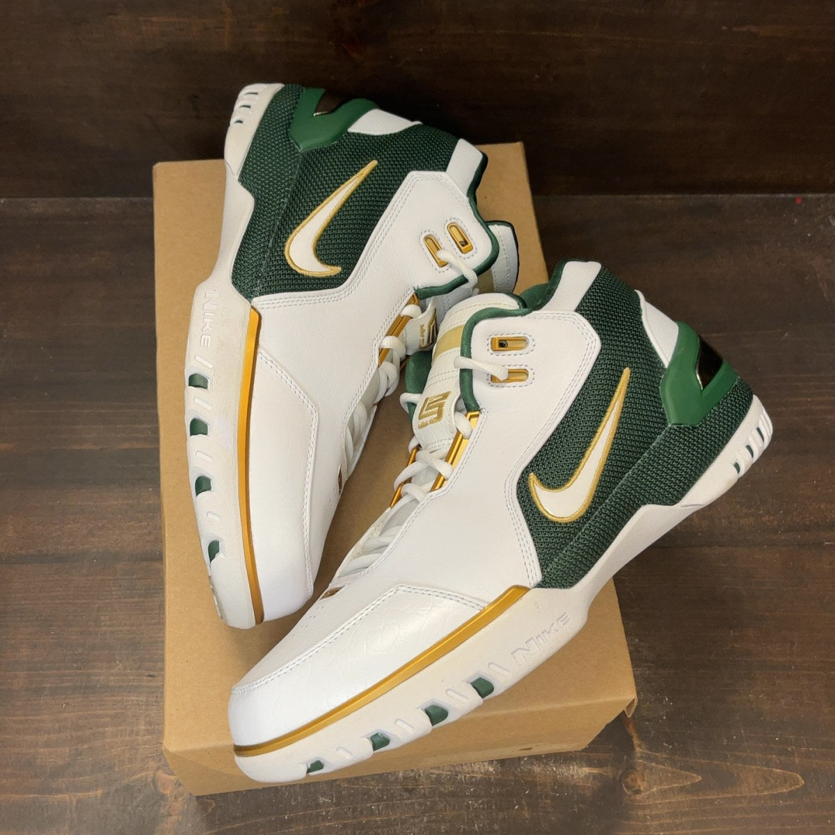 Nike Air Zoom Generation SVSM Retro Size 11.5 (Pre-Owned) - Image 2