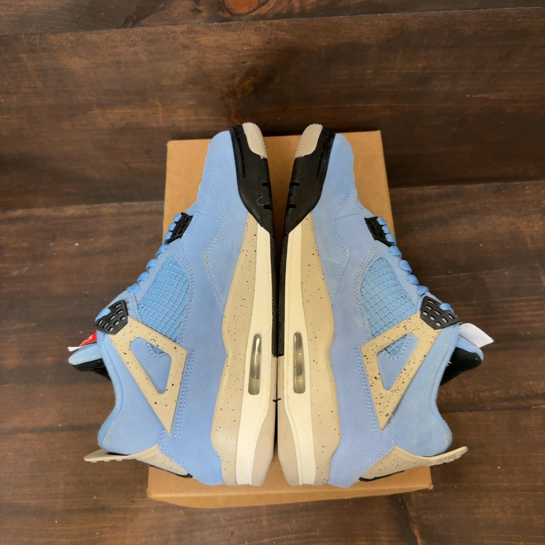 Jordan 4 Retro University Blue Size 9.5 (Pre-Owned) - Image 5