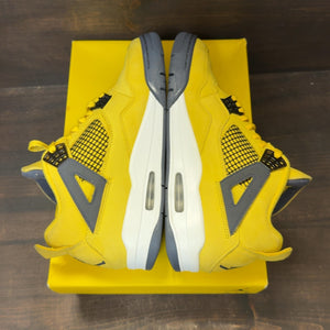 Jordan 4 Retro Lightning (2021) Size 9.5 (Pre-Owned)