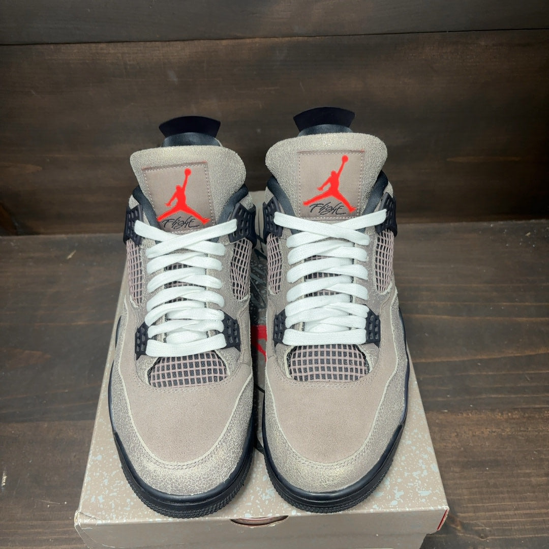 Jordan 4 Retro Taupe Haze Size 11 (Pre-Owned)