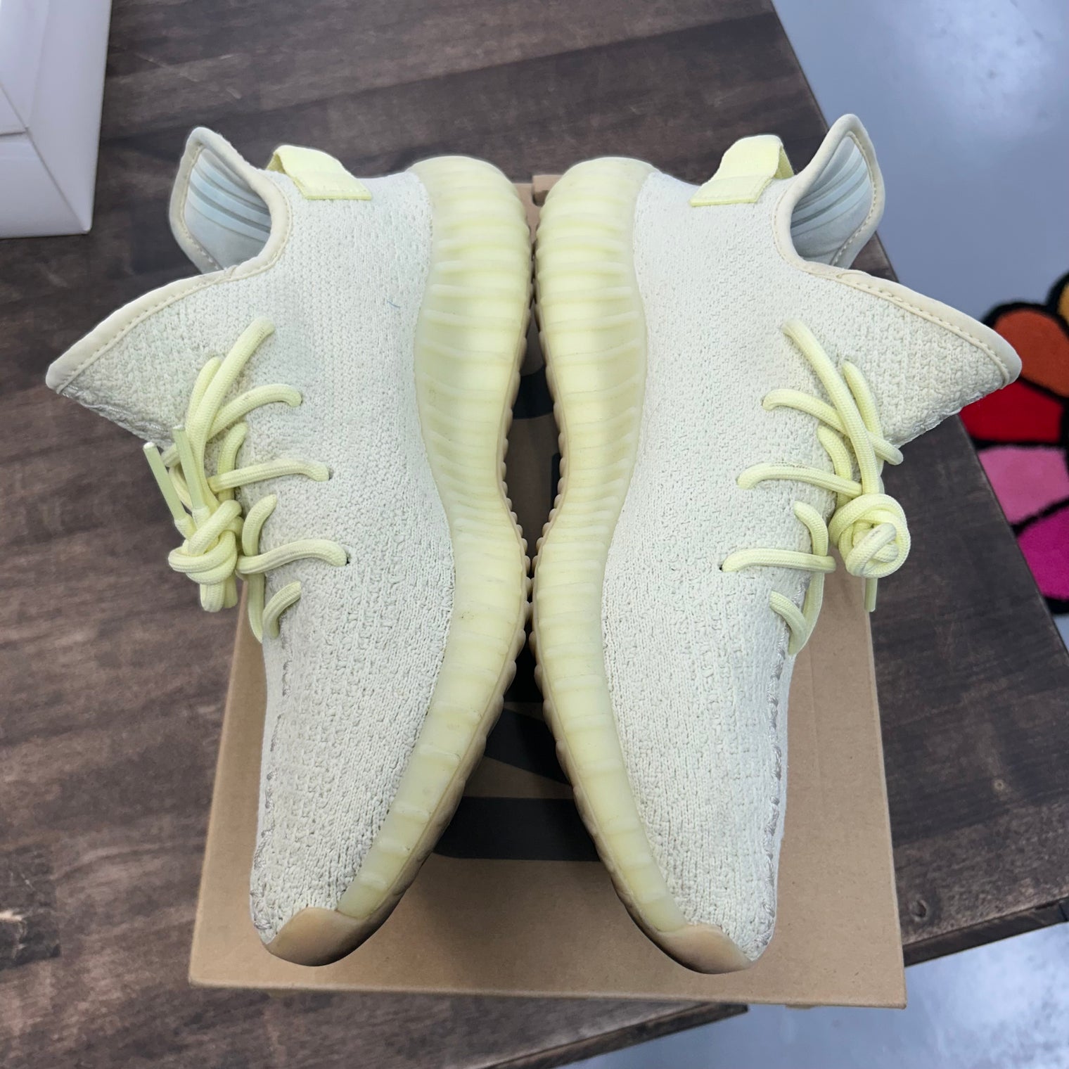 Butter Yeezy 350 (USED)