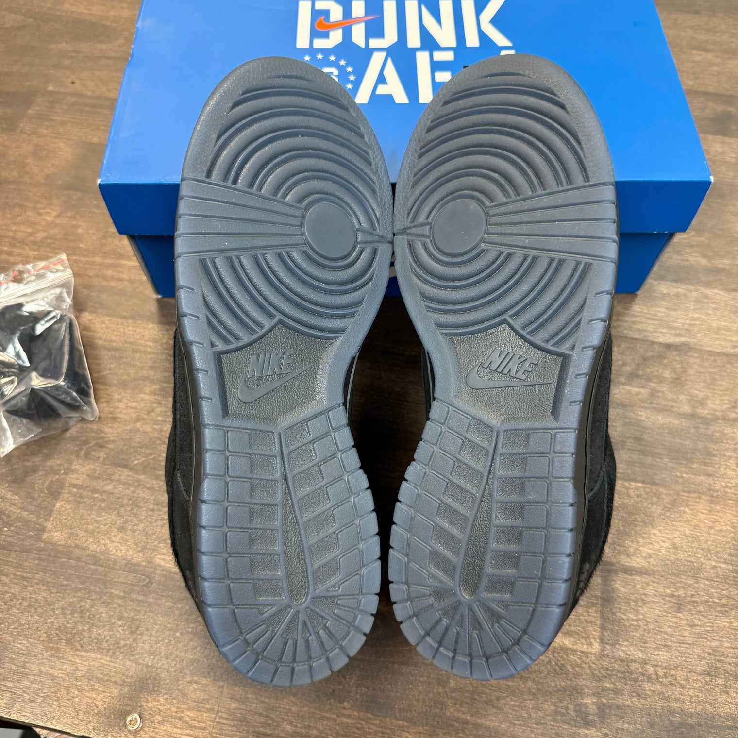 Undefeated Nike 5 On It Dunk (Lightly Worn)