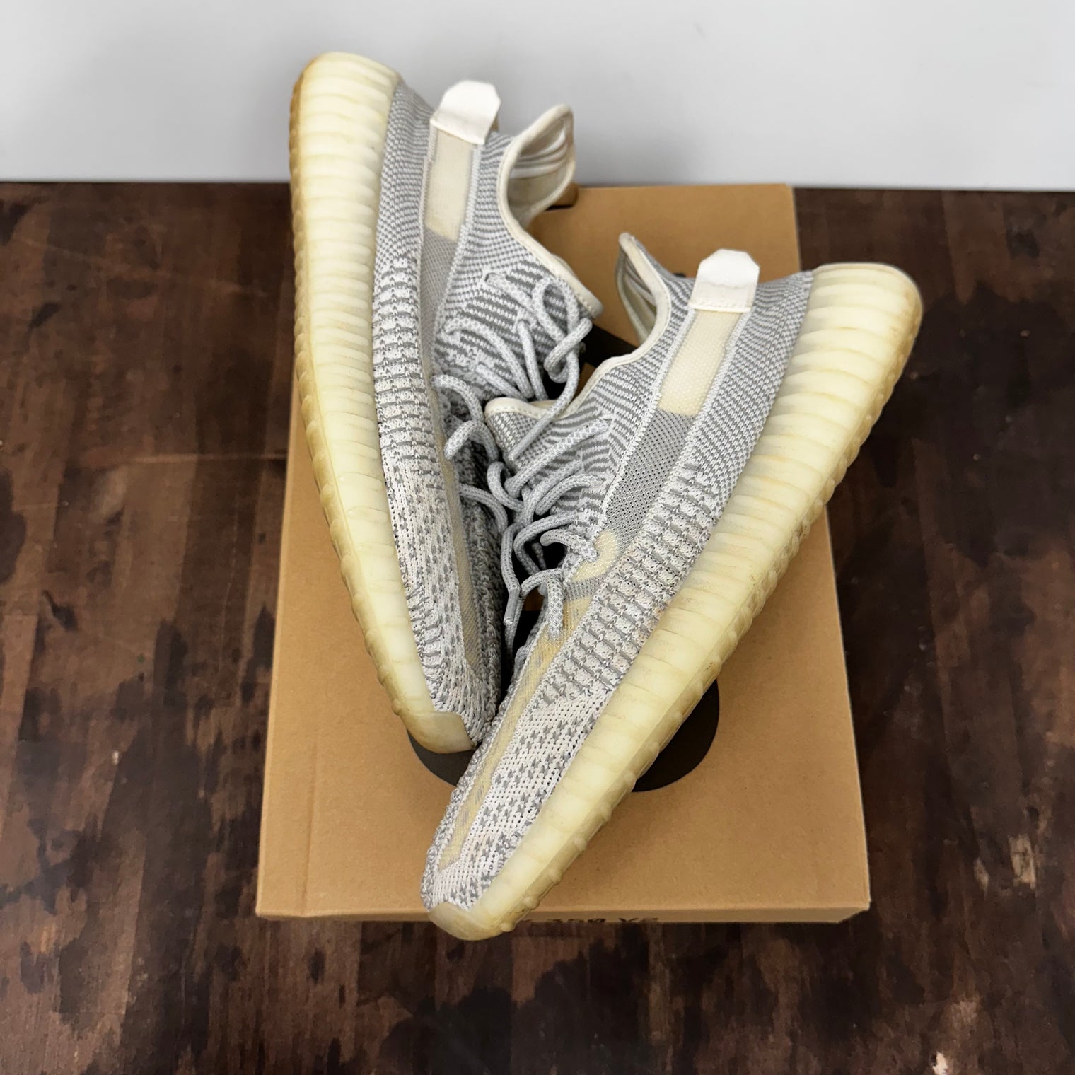 Static Yeezy 350 (USED)