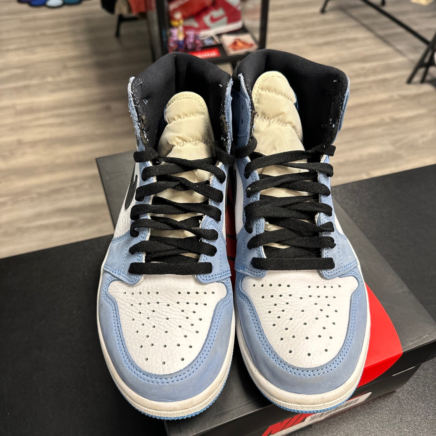 University Blue White Jordan 1 High (USED)