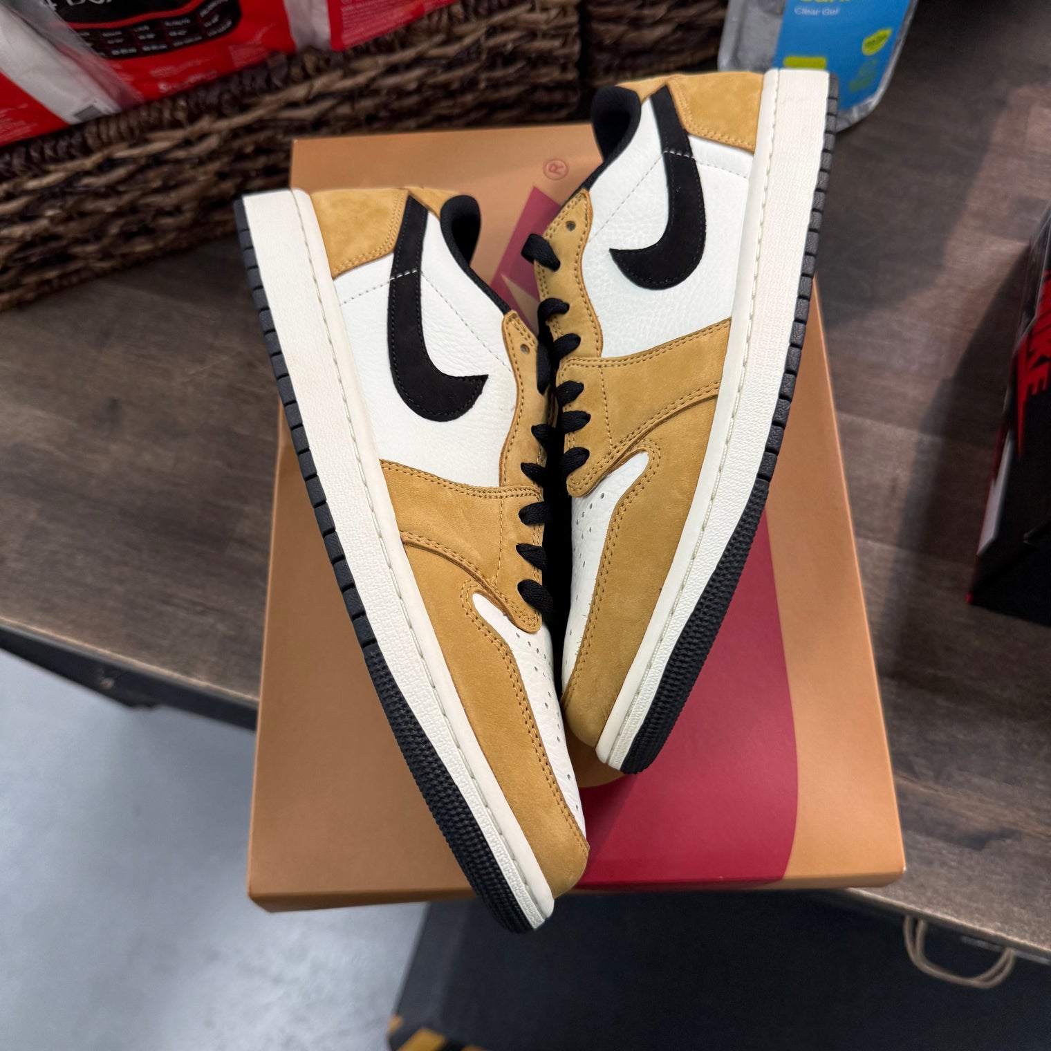 Rookie of the Year Jordan 1 Low OG (USED)
