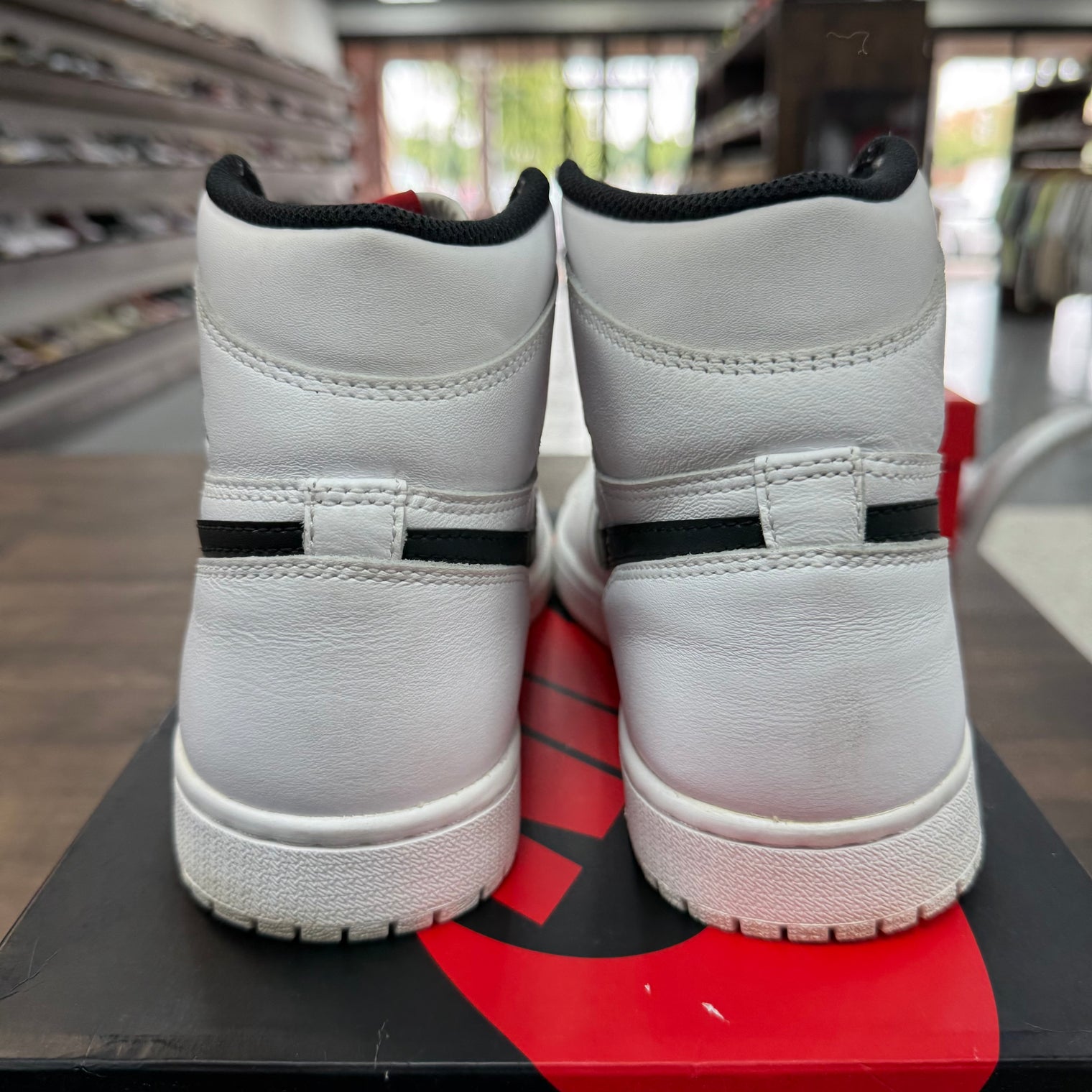 Yin Yang White Jordan 1 High (USED,Missing 1 Insole)