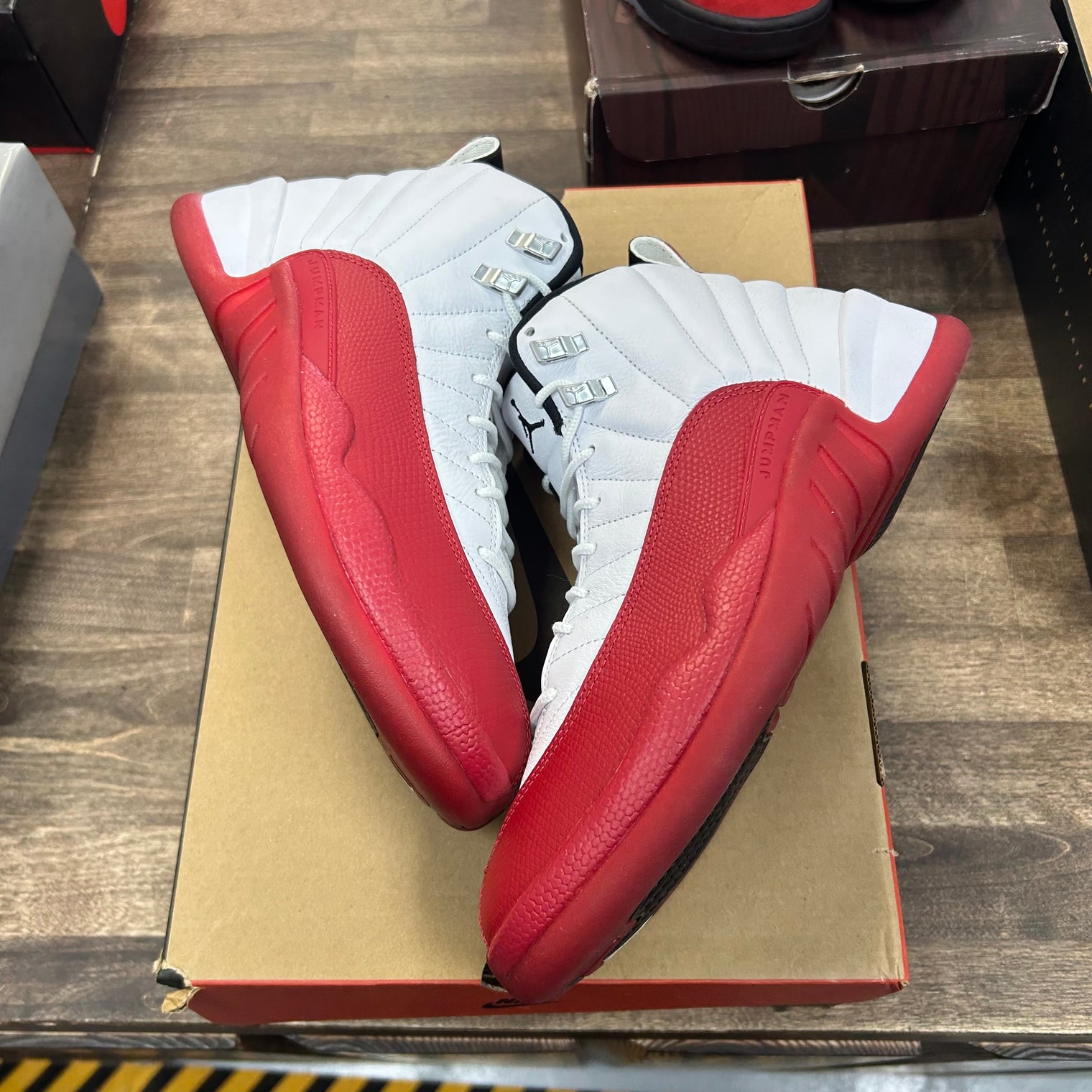 Cherry Jordan 12 (2023) (USED)