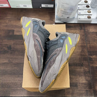 Mauve Yeezy 700 V1 (USED,NO BOX)