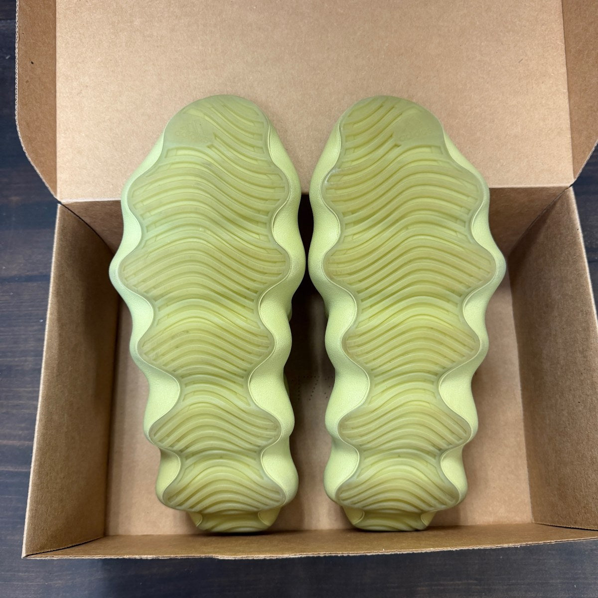 adidas Yeezy 450 Resin Size 11 (Pre-Owned) - Image 6