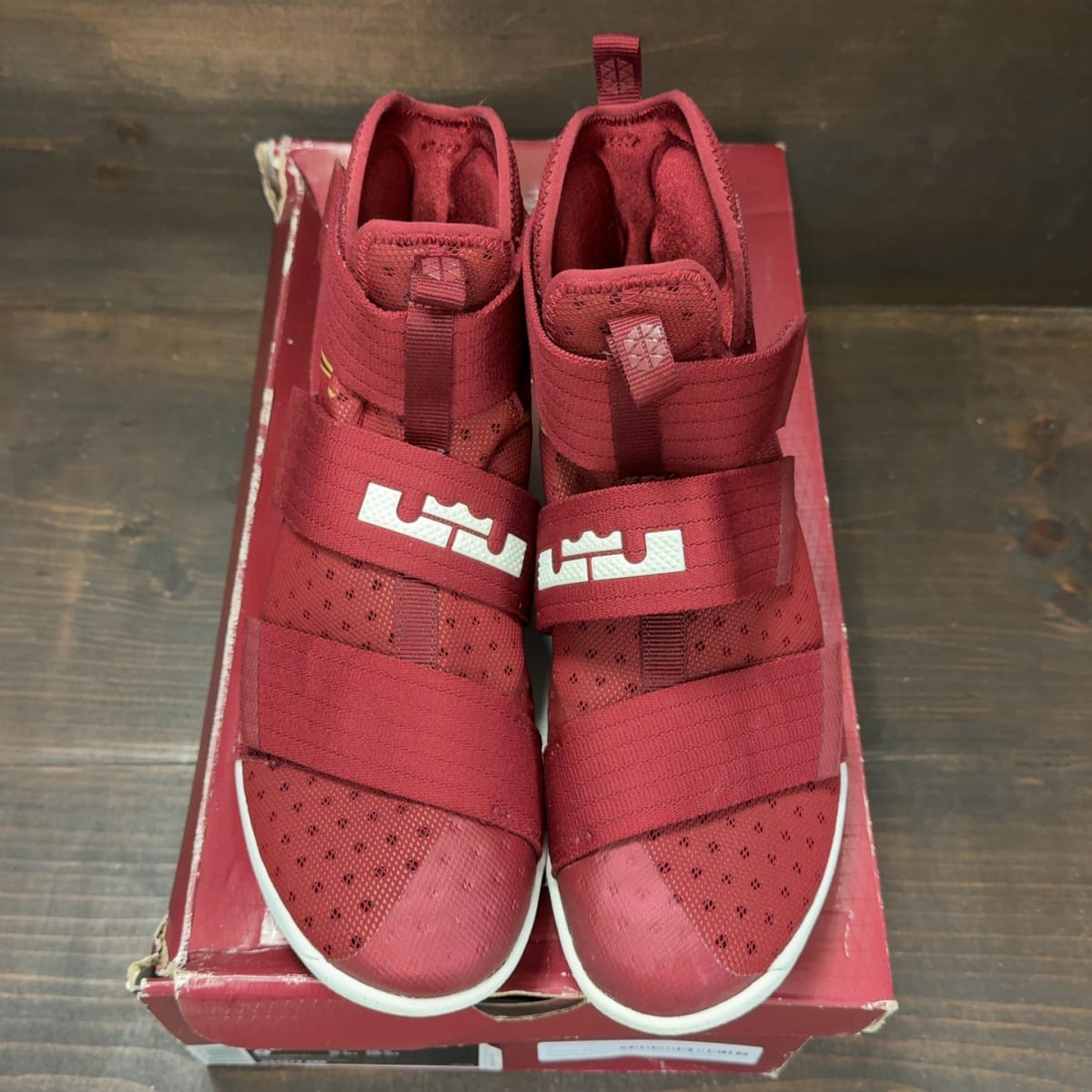 Nike LeBron Soldier 10 'Christ the King' Size 9 (Pre-Owned) - tag