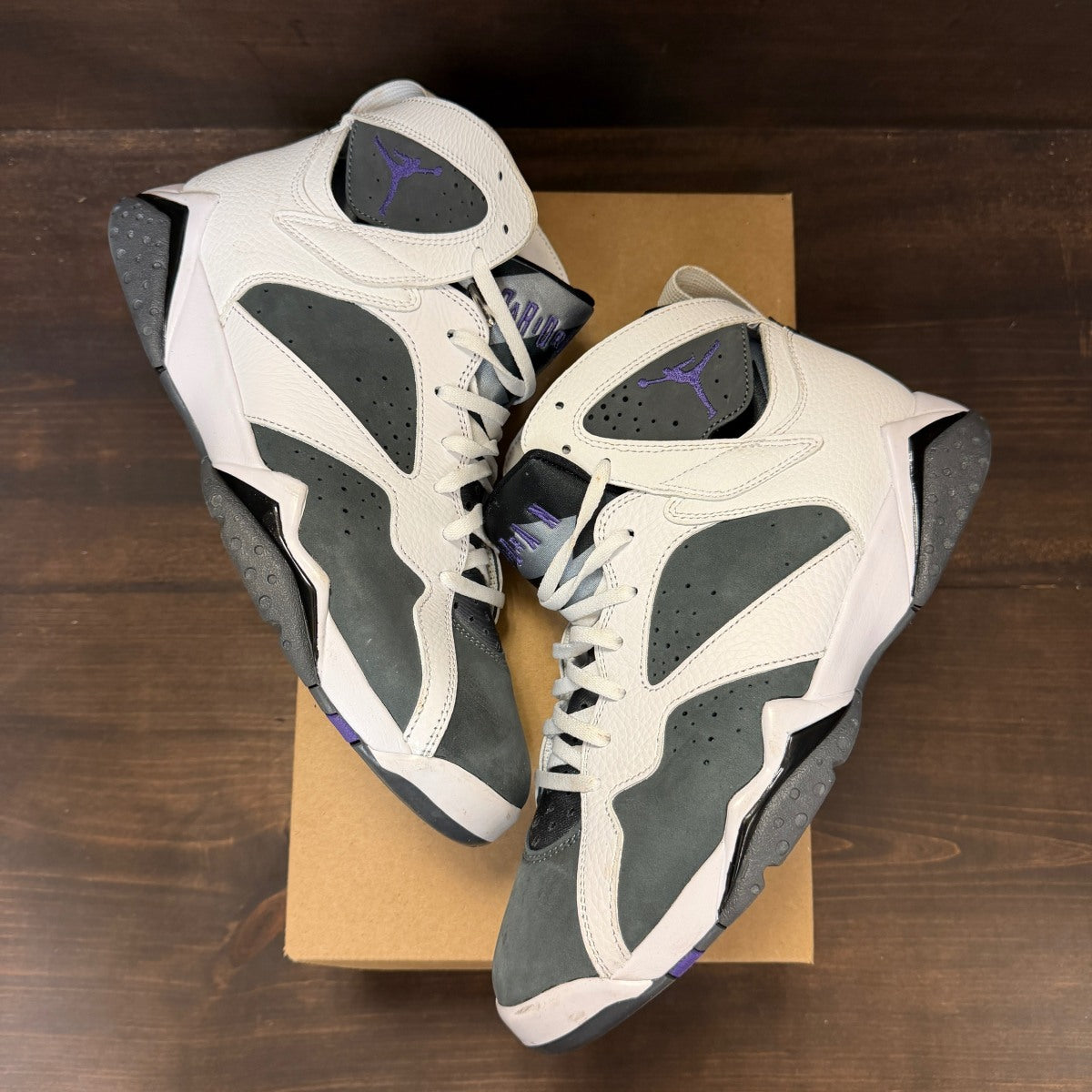 Jordan 7 Retro Flint (2021) Size 10.5 (Pre-Owned) - Image 2